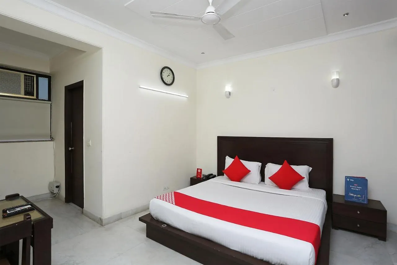 Oyo 15822 Ryan Residency Hotel Gurgaon